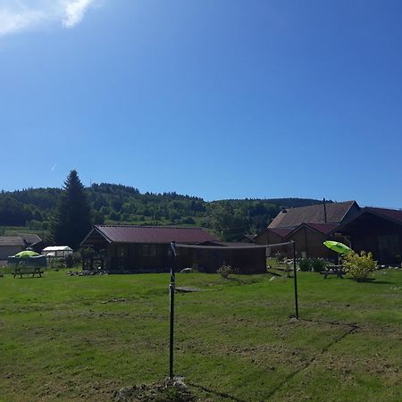 Chalets Les 5 Loups Gerbepal ภายนอก รูปภาพ