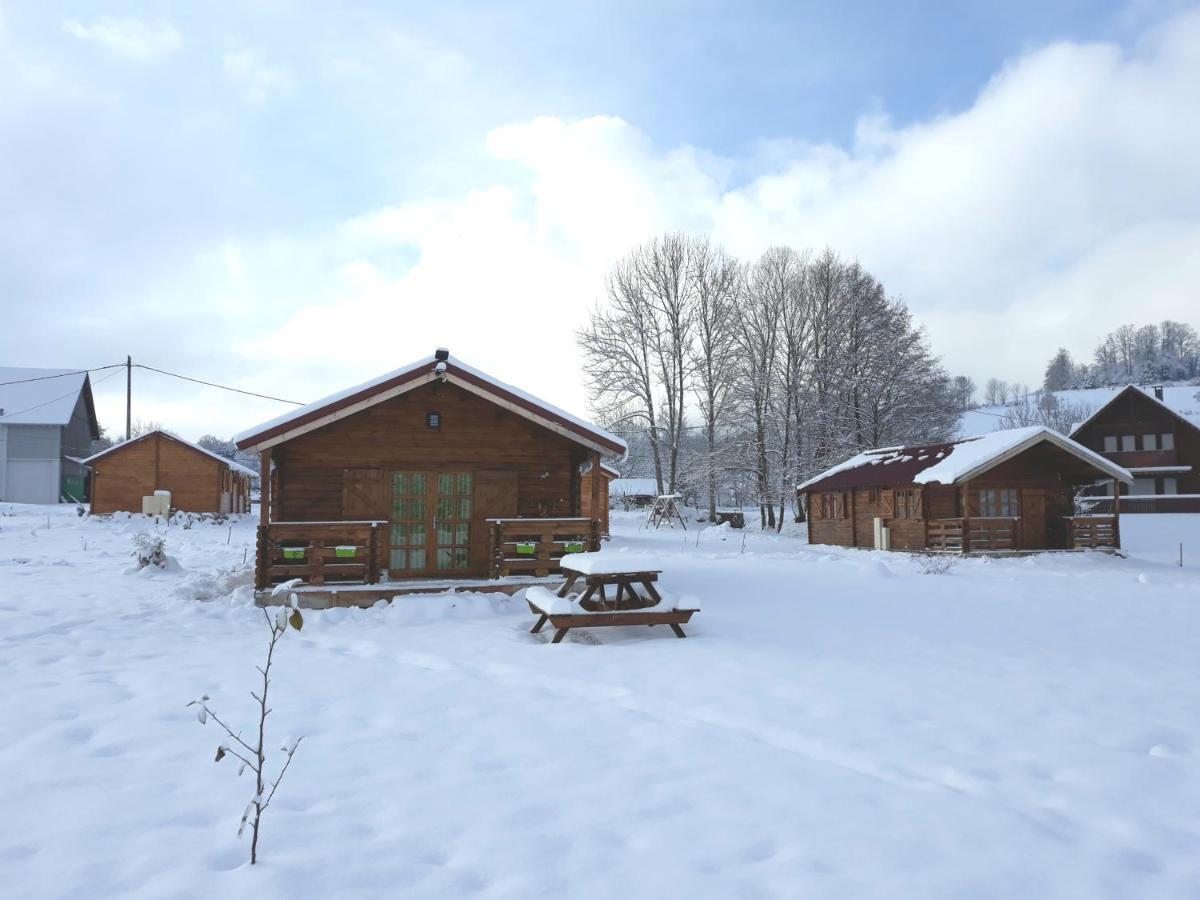 Chalets Les 5 Loups Gerbepal ภายนอก รูปภาพ