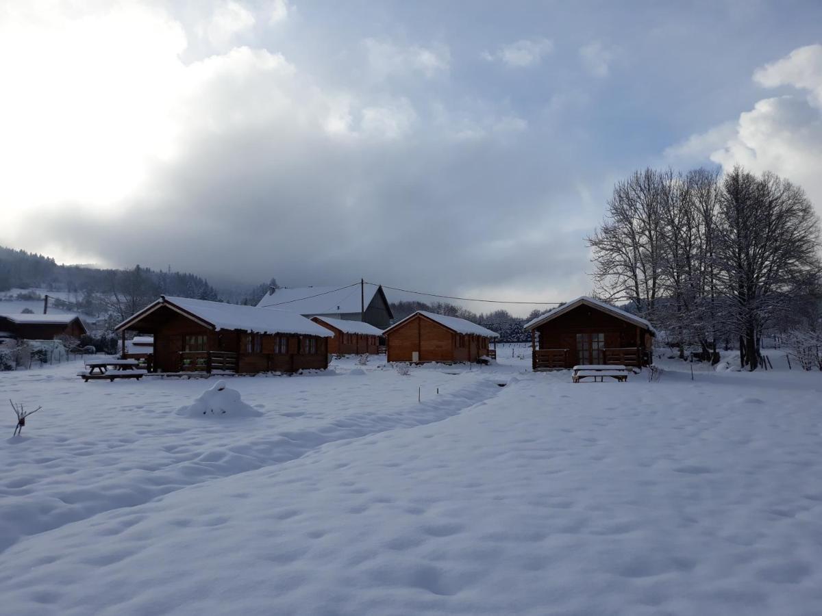 Chalets Les 5 Loups Gerbepal ภายนอก รูปภาพ